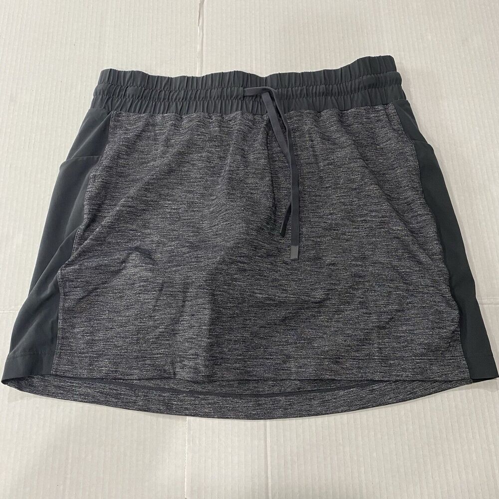 Athleta Womens Gray Athletic Shorts/Skirts Size Small